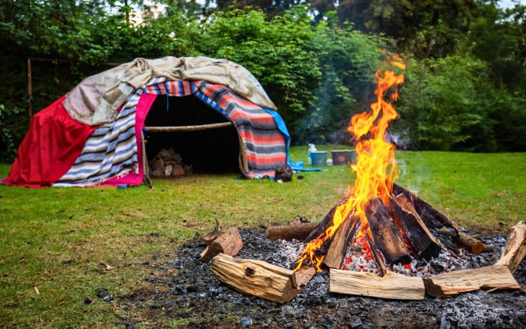 Hutte de sudation à Granges-Marnand : design holistique et architecture sensorielle